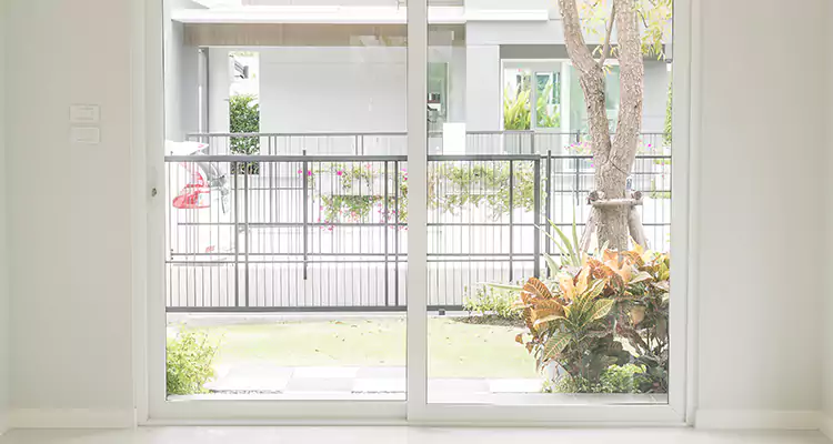 Balcony Screen Door Repair in Ashland, CA