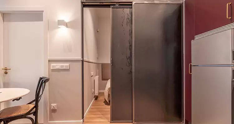 We Fix Closet Sliding Door in Ashland, CA 