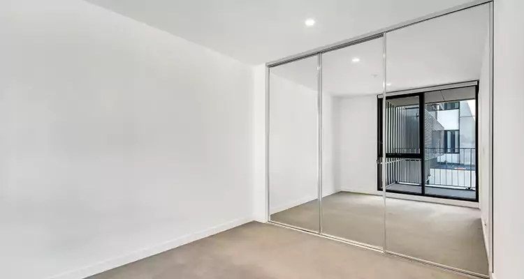 Why Homeowners Choose Us for Sliding Mirror Door Replacement in Ashland, CA