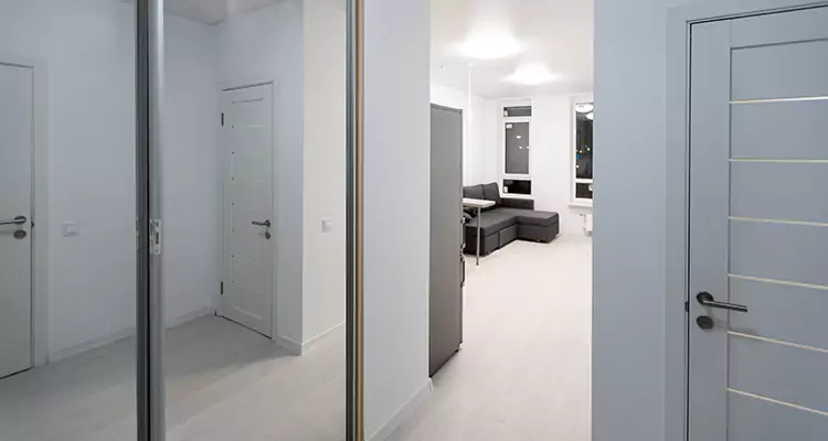 Modern Mirrored Closet Doors Repair in Ashland, CA