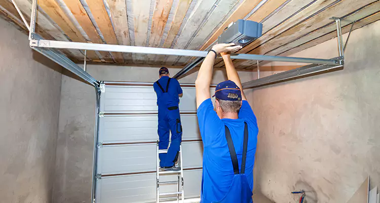 Garage Door Opener Technician in Ashland, CA