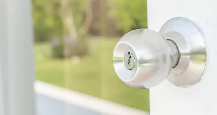 Patio Door Mechanism Jammed in Ashland, CA