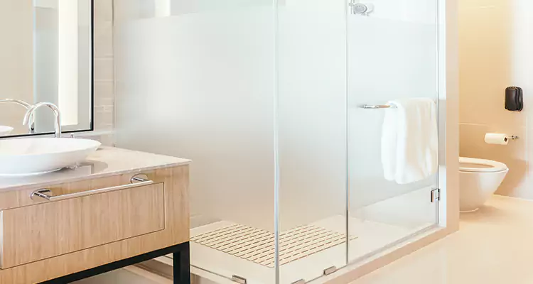 Expert Shower Door Fix and Repair in Ashland, CA