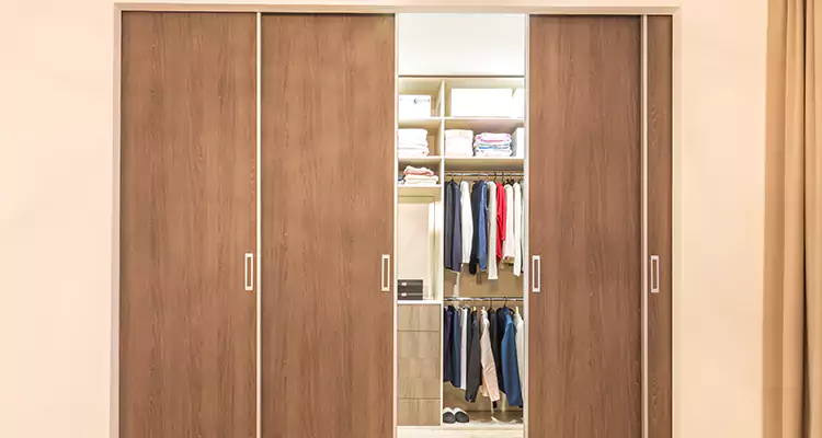 Sliding Closet Wardrobe Repairs in Ashland, CA