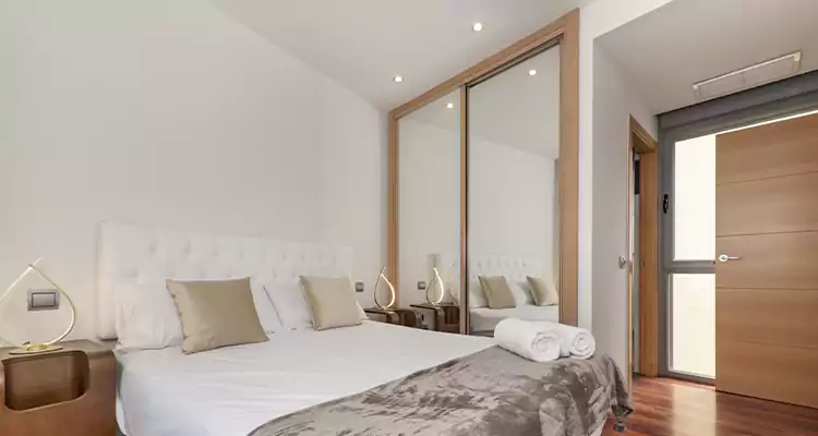 Sliding Wardrobe Door Mirror Replacement in Ashland, CA